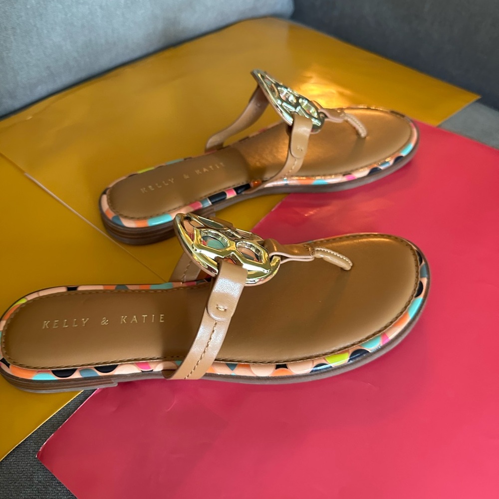 Kelly & Katie Brown Sandals with Medallion Detail - Picture 2 of 6